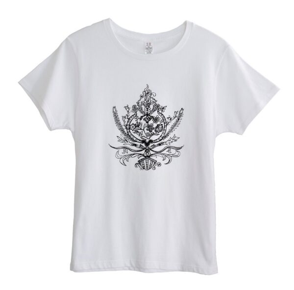 rococo - 華やかなロココ調紋章の白地クルーネックTシャツ