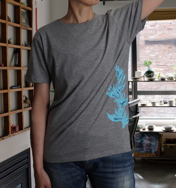 Heliconia ヘリコニア - 南国の植物 -　グレー/ブラック/ネイビーTシャツ - 画像 (6)