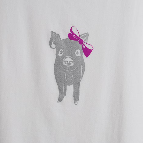 Piggy リボンをつけた子豚 半袖Tシャツ - 画像 (3)
