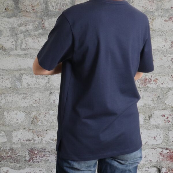 ネイビー無地T：ハイスペックなポケットTシャツ - 画像 (7)