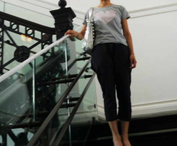"Petal Heart" Round Neck Gray Short-sleeved - Image 2