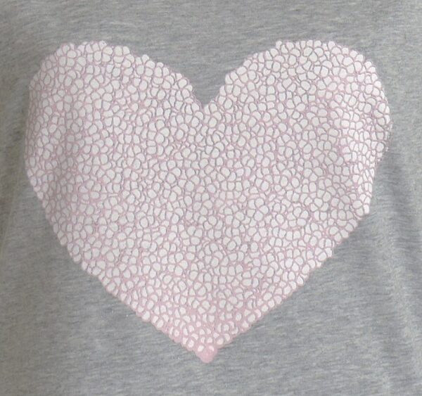 "Petal Heart" Round Neck Gray Short-sleeved - Image 3