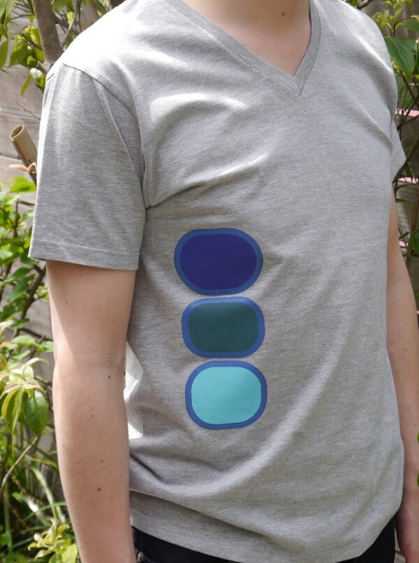 "Non Title004" V Neck Gray Short-sleeved - Image 2