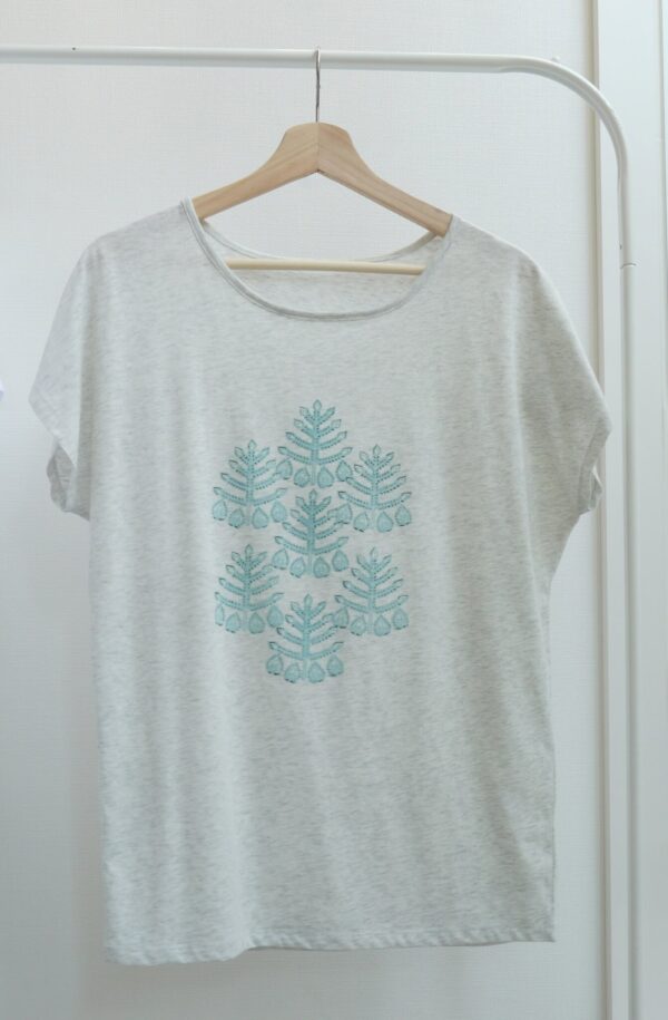 arabesque - Womens Dolman T-shirt - Oatmeal color - Image 5