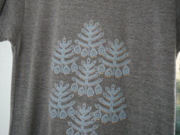 arabesque - Brown - Womens Crew Neck T-shirt - Image 4