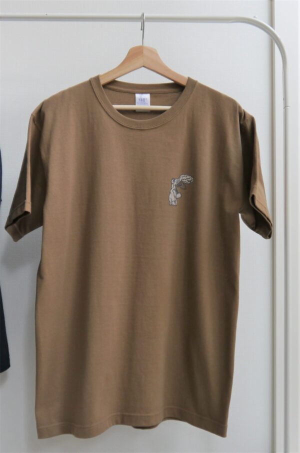 Victoire de Samothrace　- Camel - Crew Neck T-shirt, Half-sleeved - Image 3